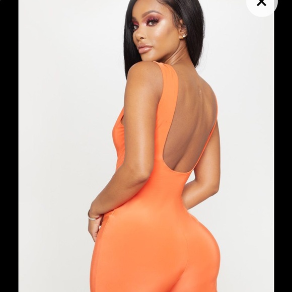 Orange jumpsuit from pretty little thing - Picture 4 of 4